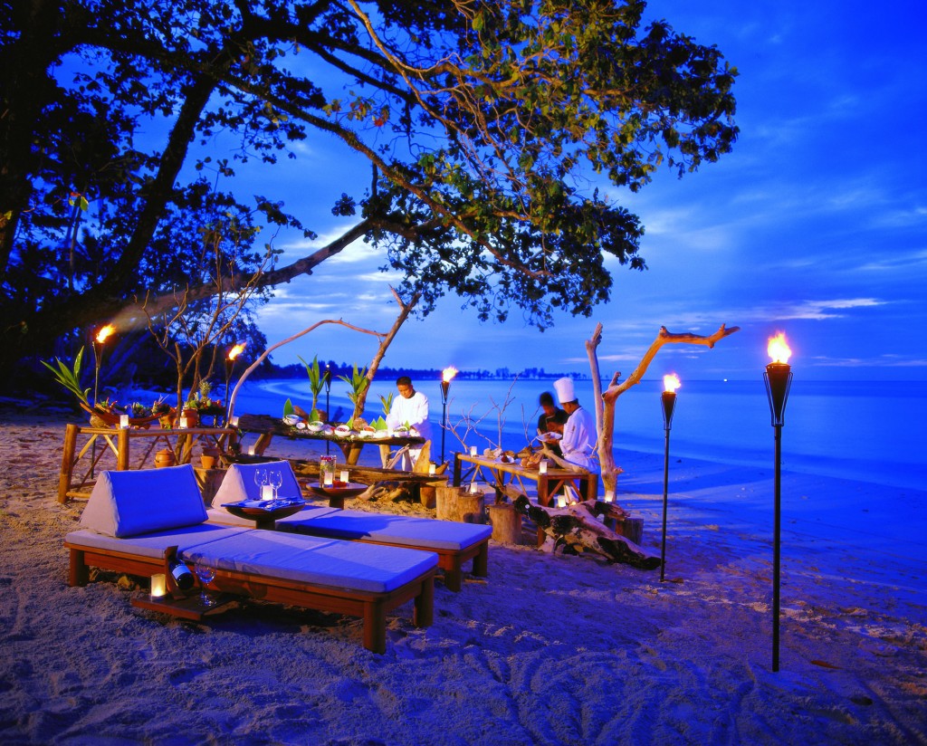 pivate_dining_beach_HR